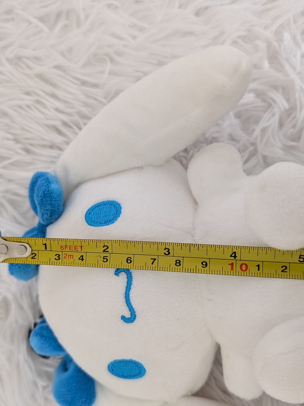 Sanrio White & Blue Cinnamoroll Plush Keychain Charm - Picture 3 of 3